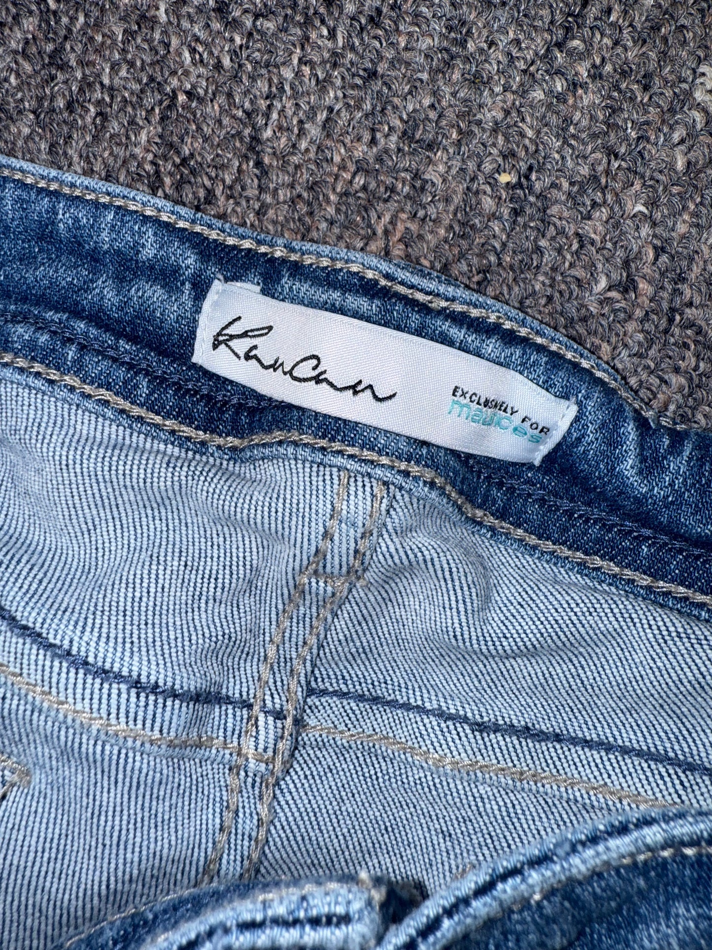 KanCan (30) Distressed Denim Jeans