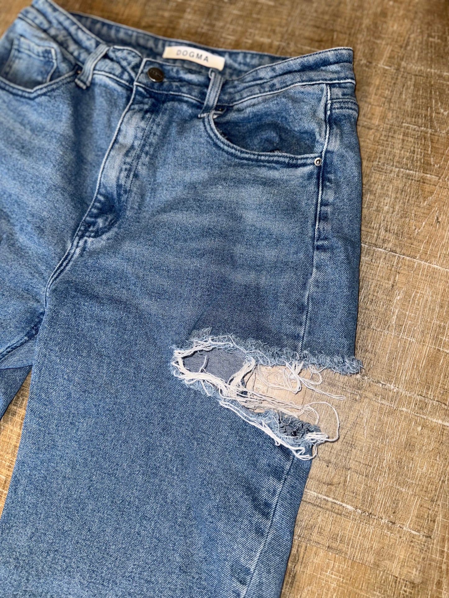 DOGMA (11) Distressed Denim Jeans