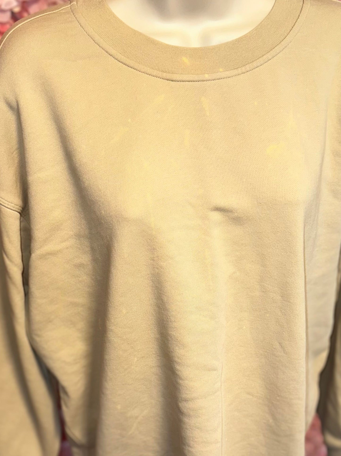 Lululemon (8) Tan Crewneck Sweatshirt