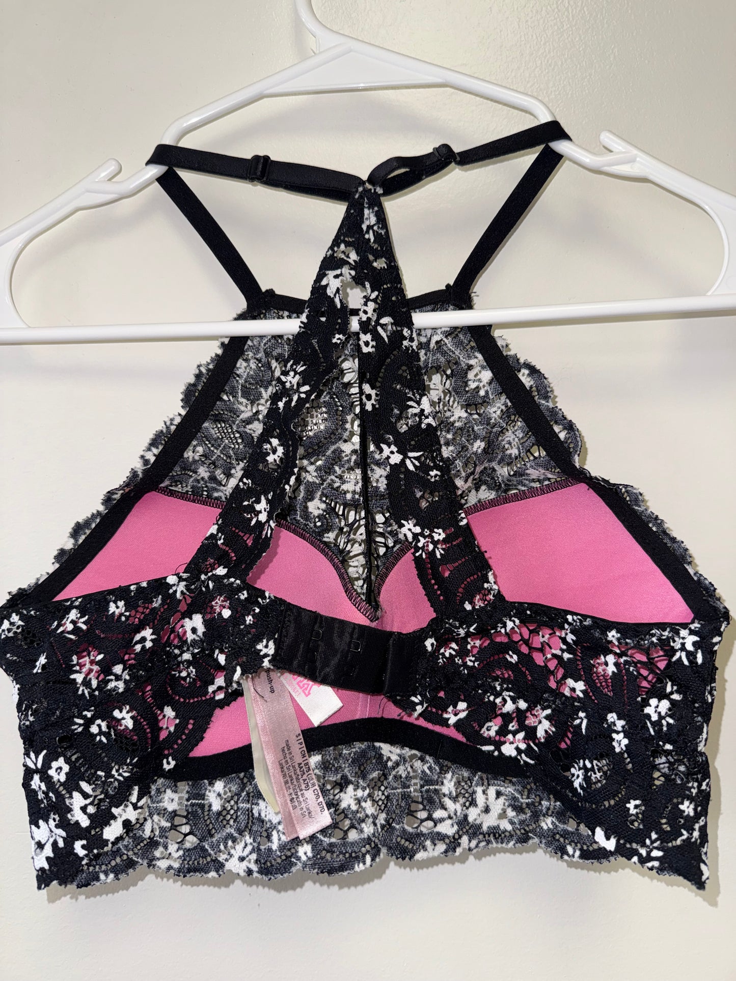 PINK Victoria's Secret (Small) Black & White Floral Lace Push Up Bralette
