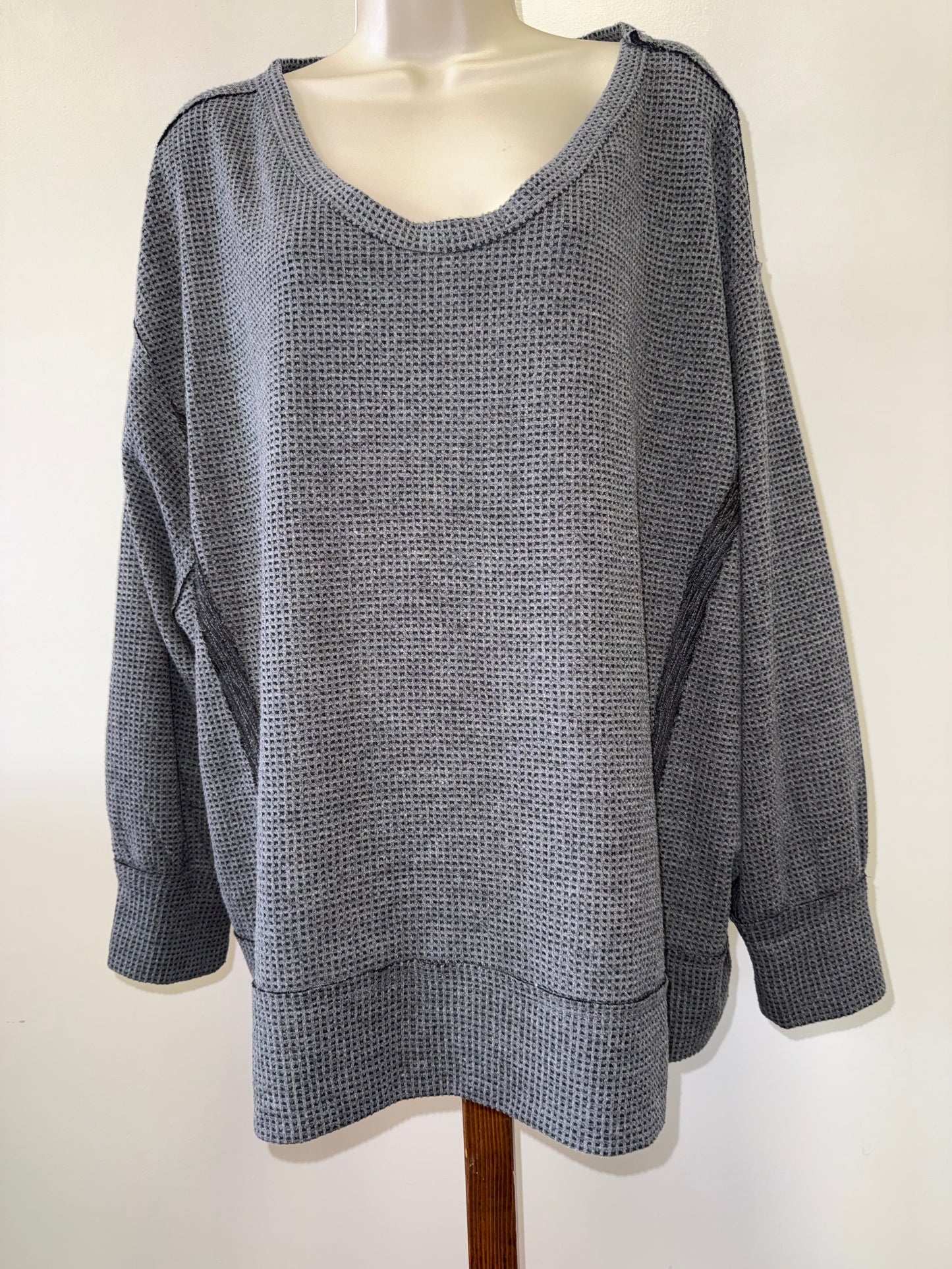 Andree By Unit (2X) Dark Grey Waffle Knit Long Sleeve Top
