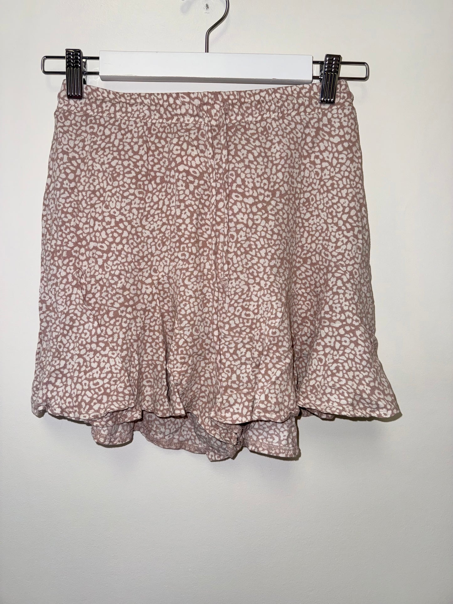 Urban Romantics (Small) Blush/White Cheetah Print Flowy Shorts