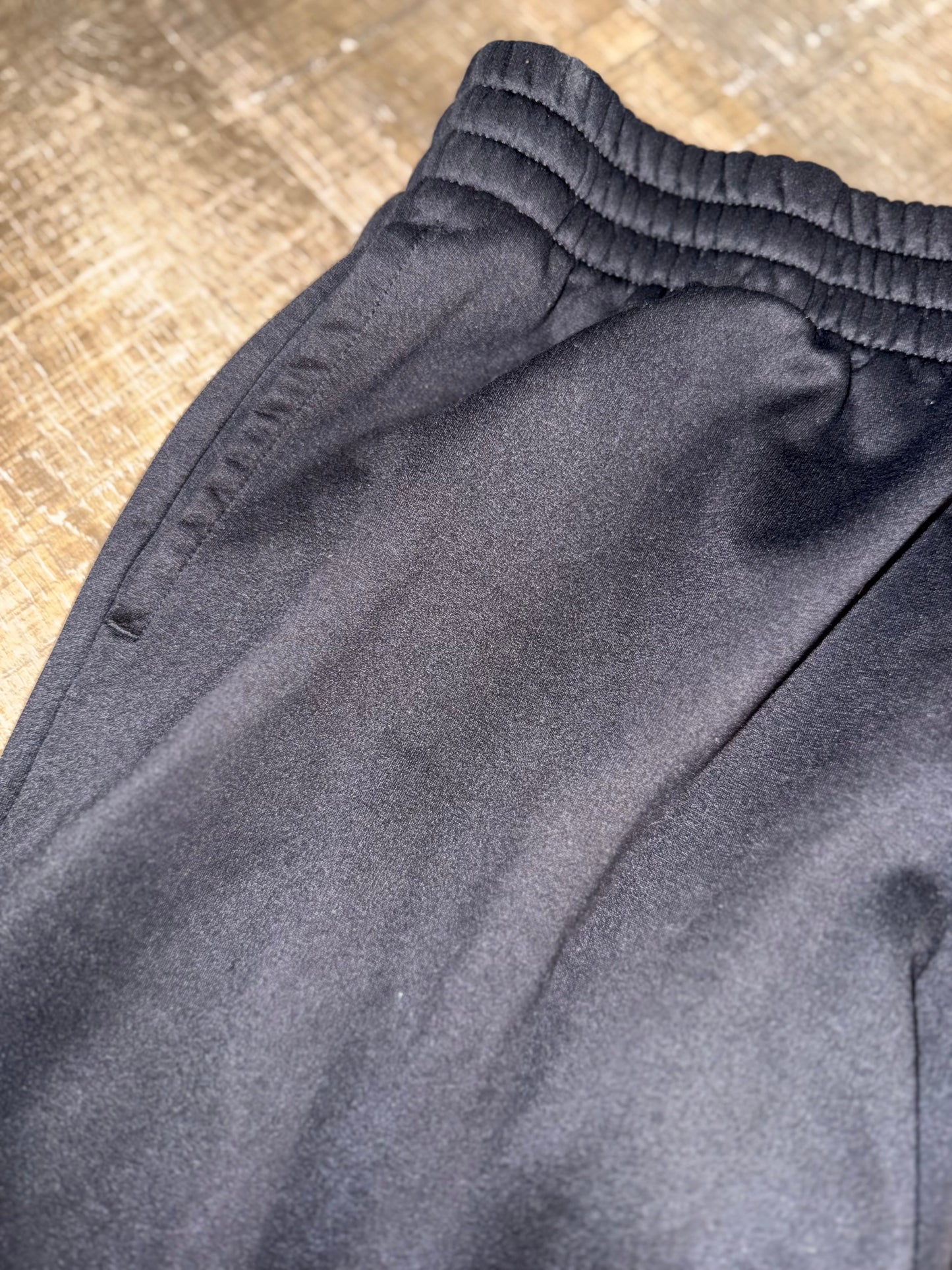 Nike (Kids XL) Black Therma-Fit Jogger Sweatpants with Pockets