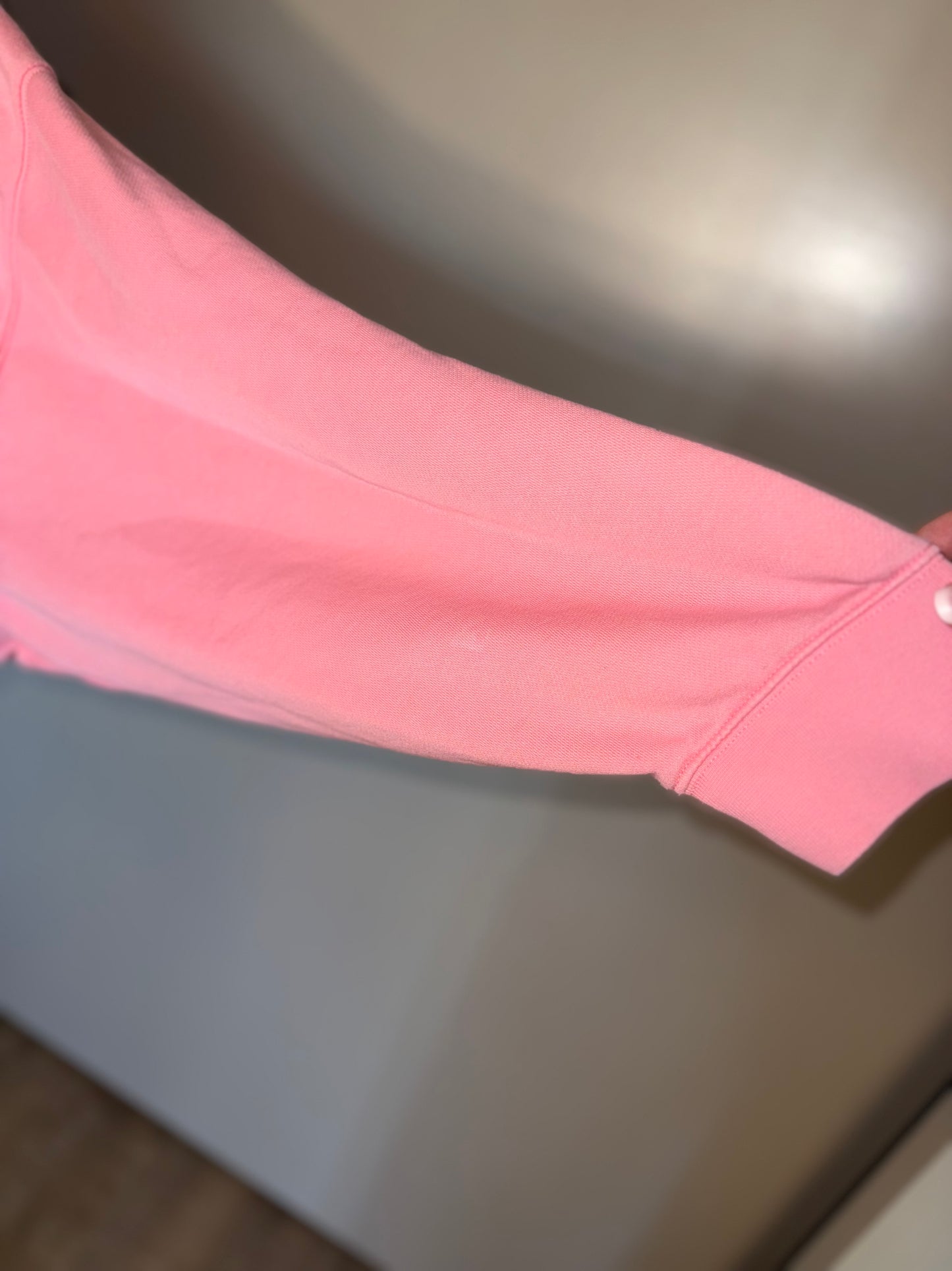 Nike (XL) Pink Cropped Crewneck Sweatshirt with Bleach Splatter