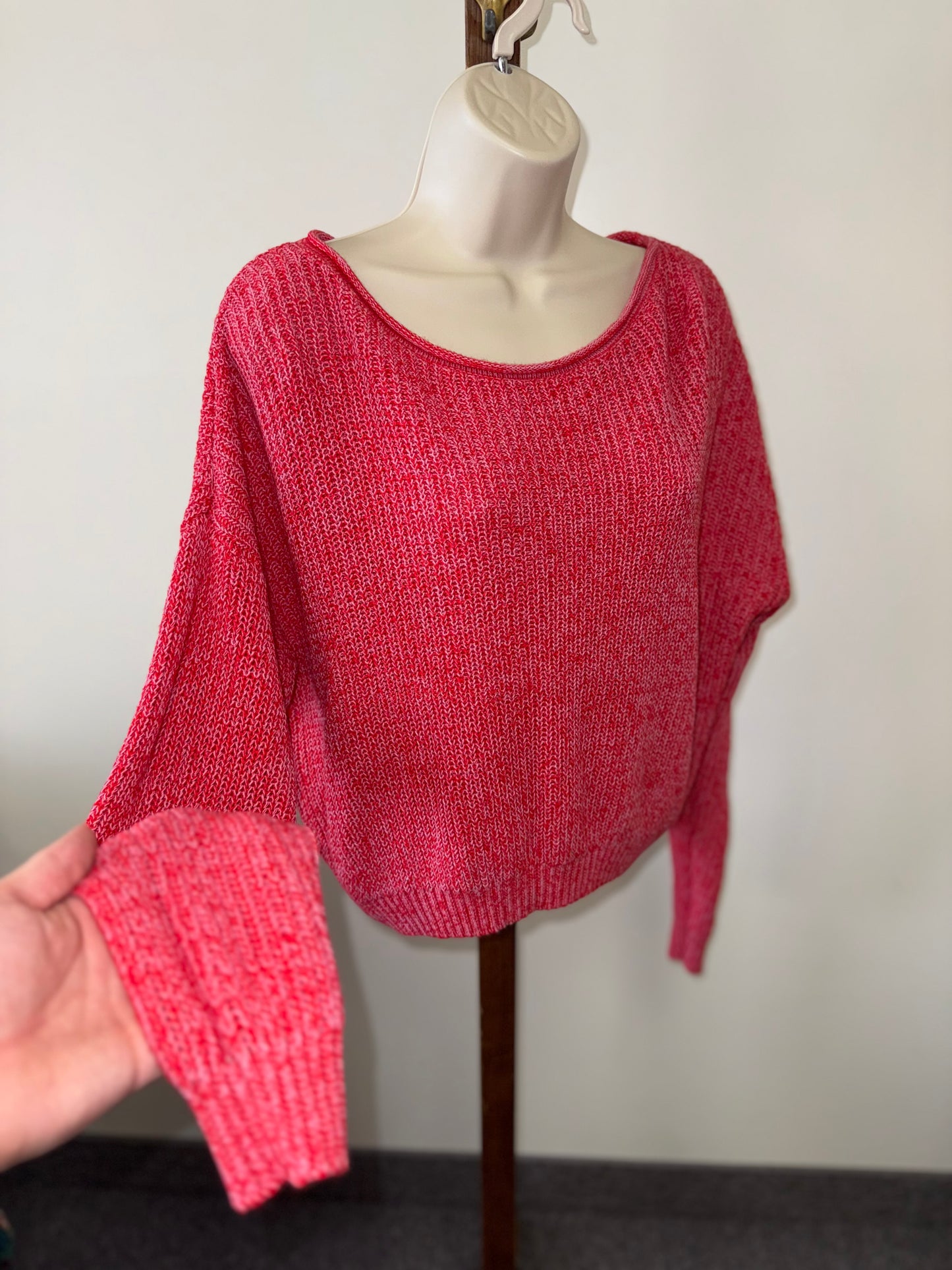 Wild Fable (Large) Pink and Red Knit Crewneck Cropped Sweater