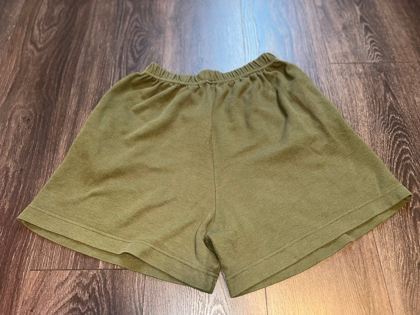 Separate Issue (Large) Vintage Green Knit Shorts with Pockets and Stretch