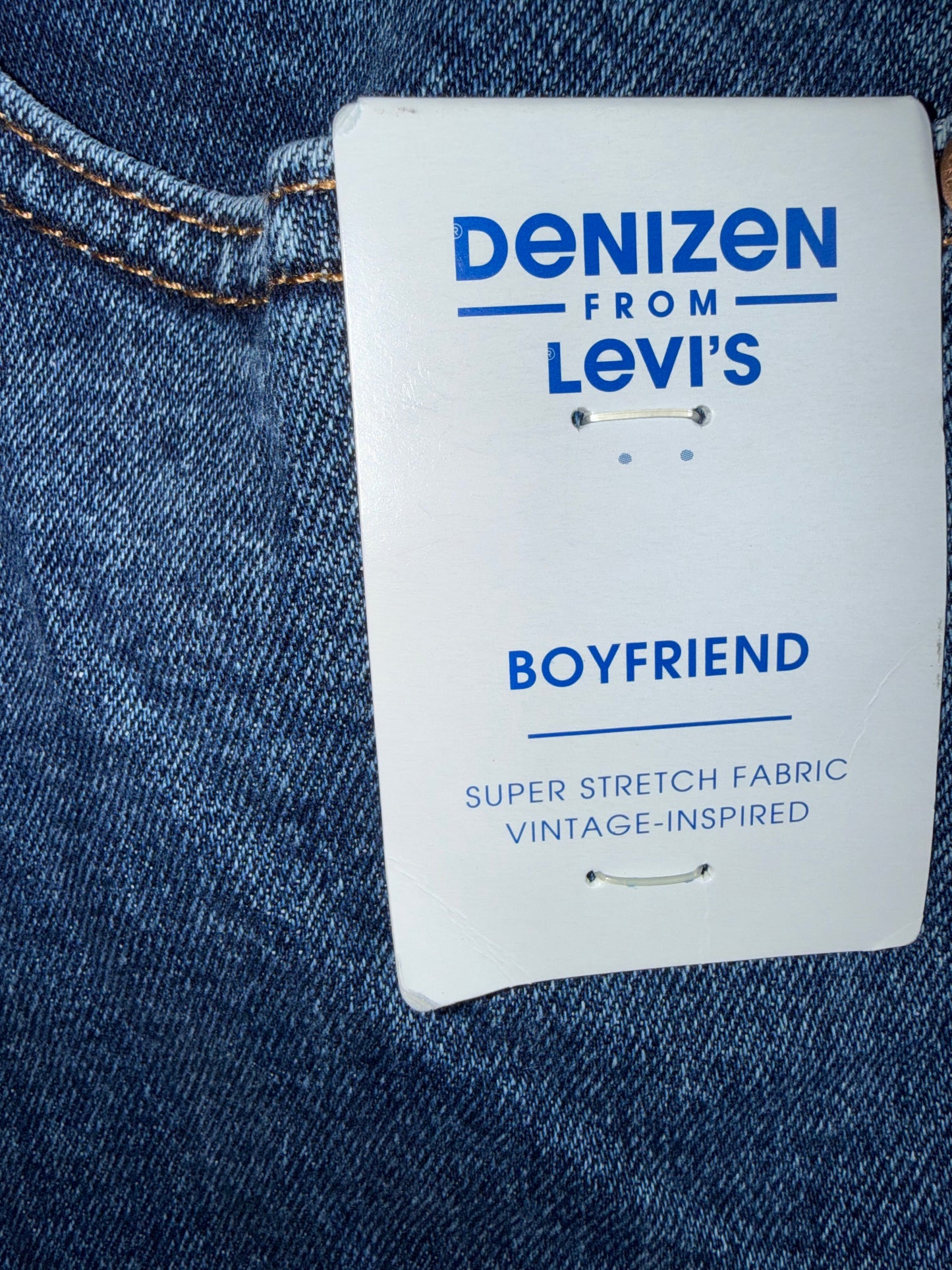 NWT Denizen from Levi's (2) Brand New Boyfriend Vintage Inspired Super Stretch Jeans