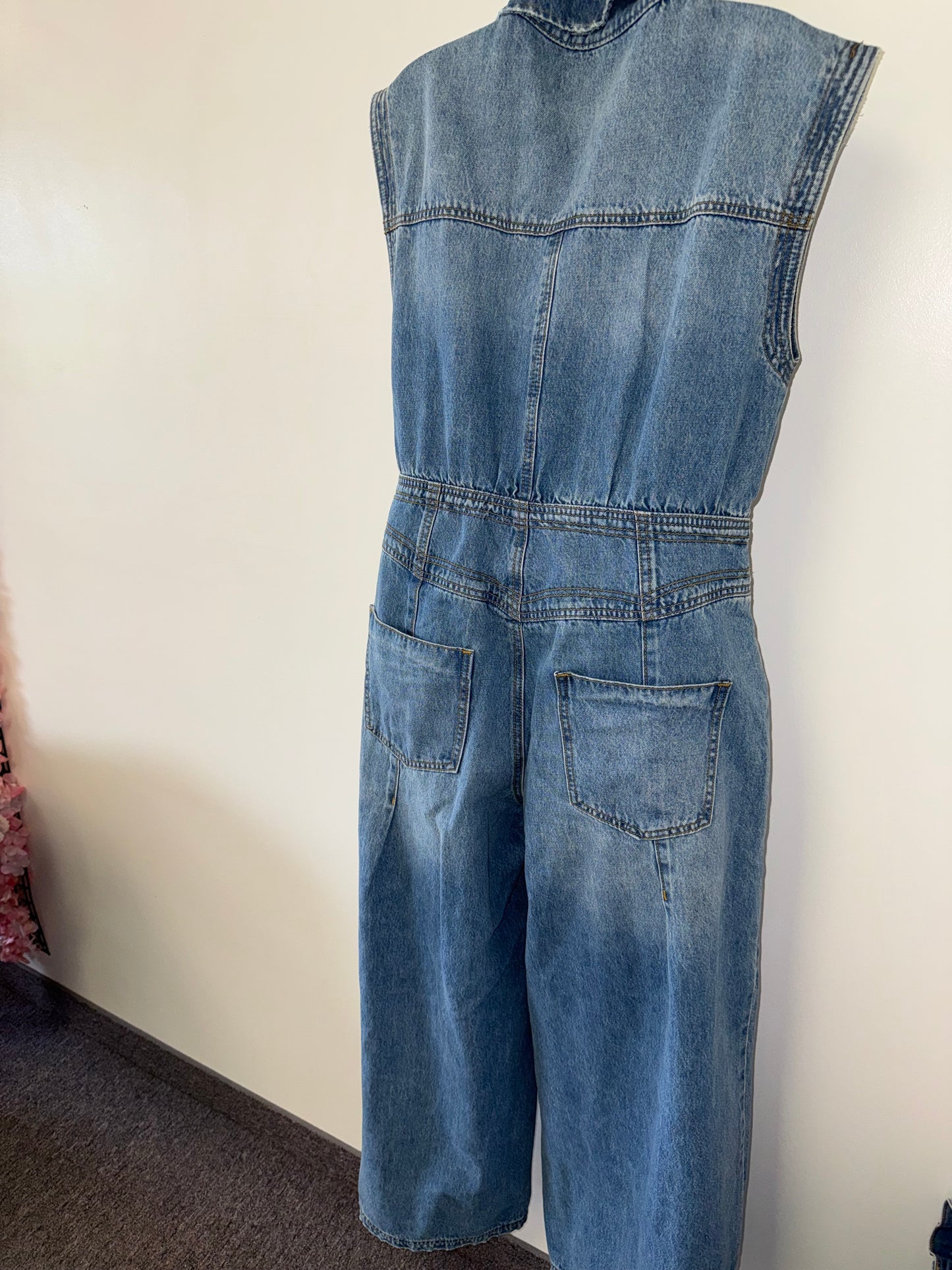 Bluivy (Large) Blue Jean Sleeveless Buttoned Wide Leg Denim Jumpsuit