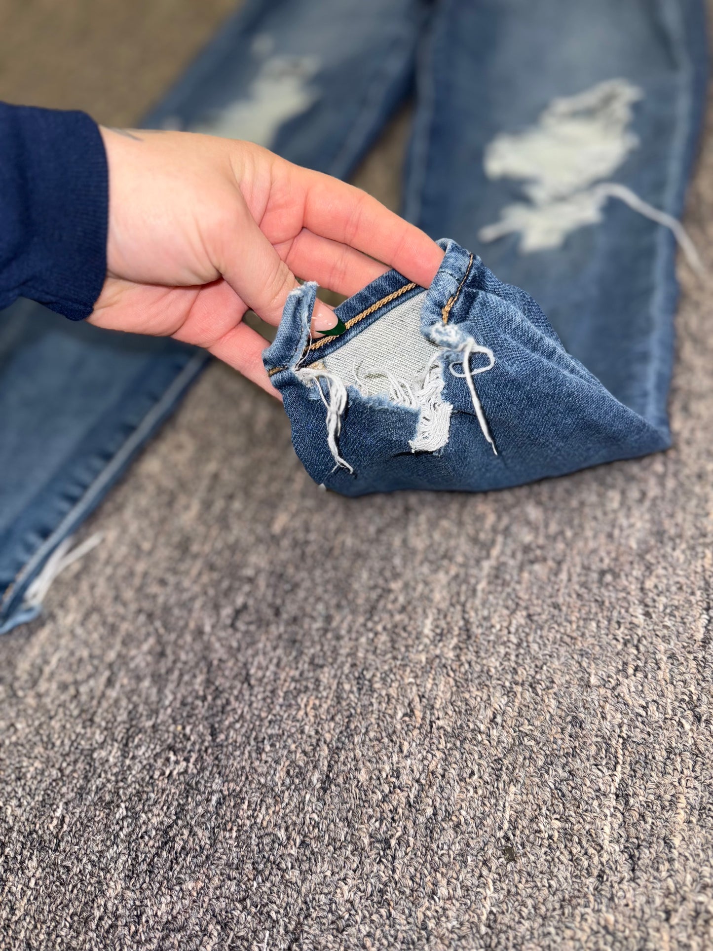 American Eagle (6 Short) Distressed Curvy Hi-Rise Jegging Denim Jeans w Stretch