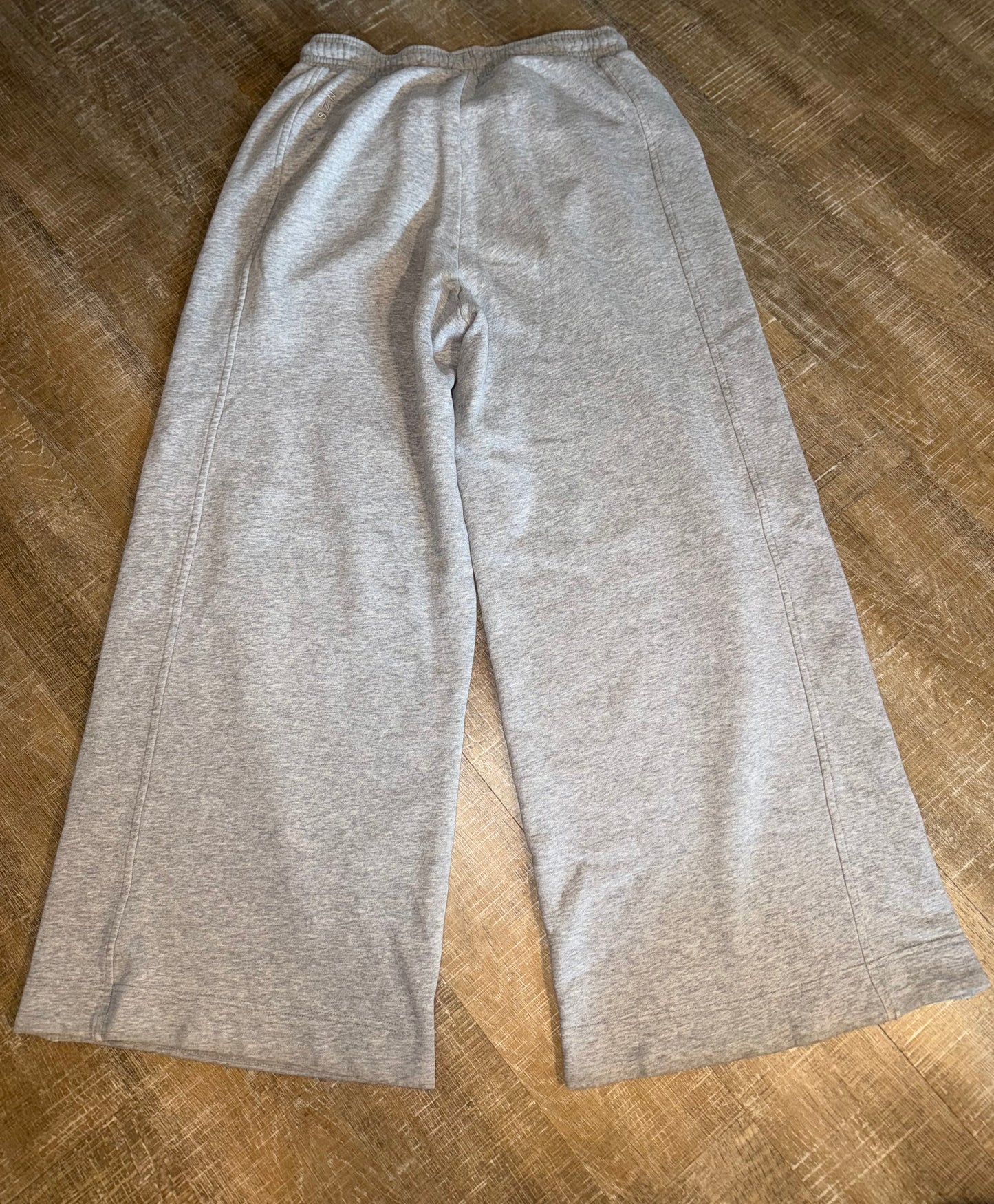 Adidas (Medium) Grey Bootcut Sweatpants