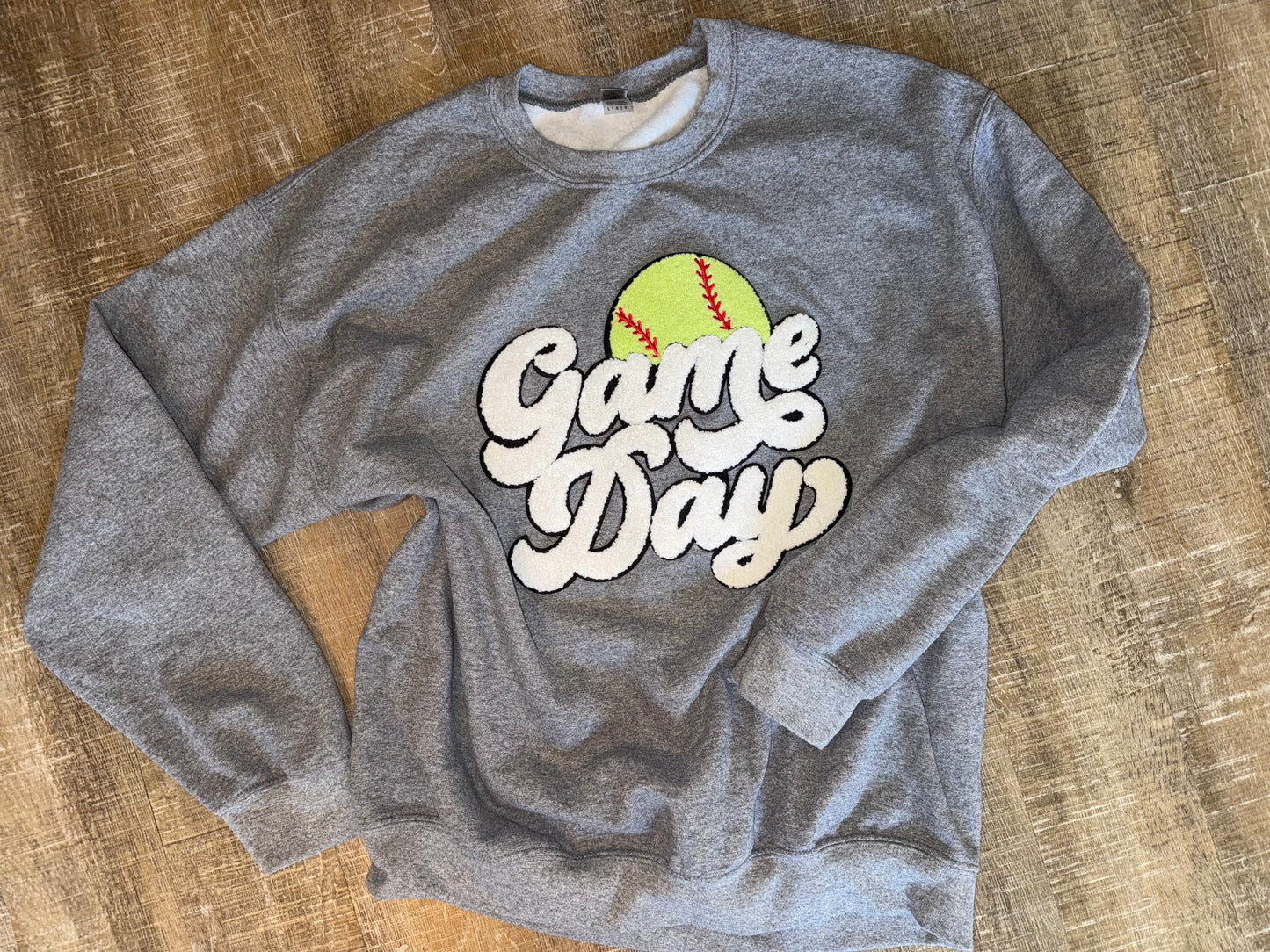 Gildan (Large) Grey 'Game Day' Softball Patched Crewneck Sweatshirt