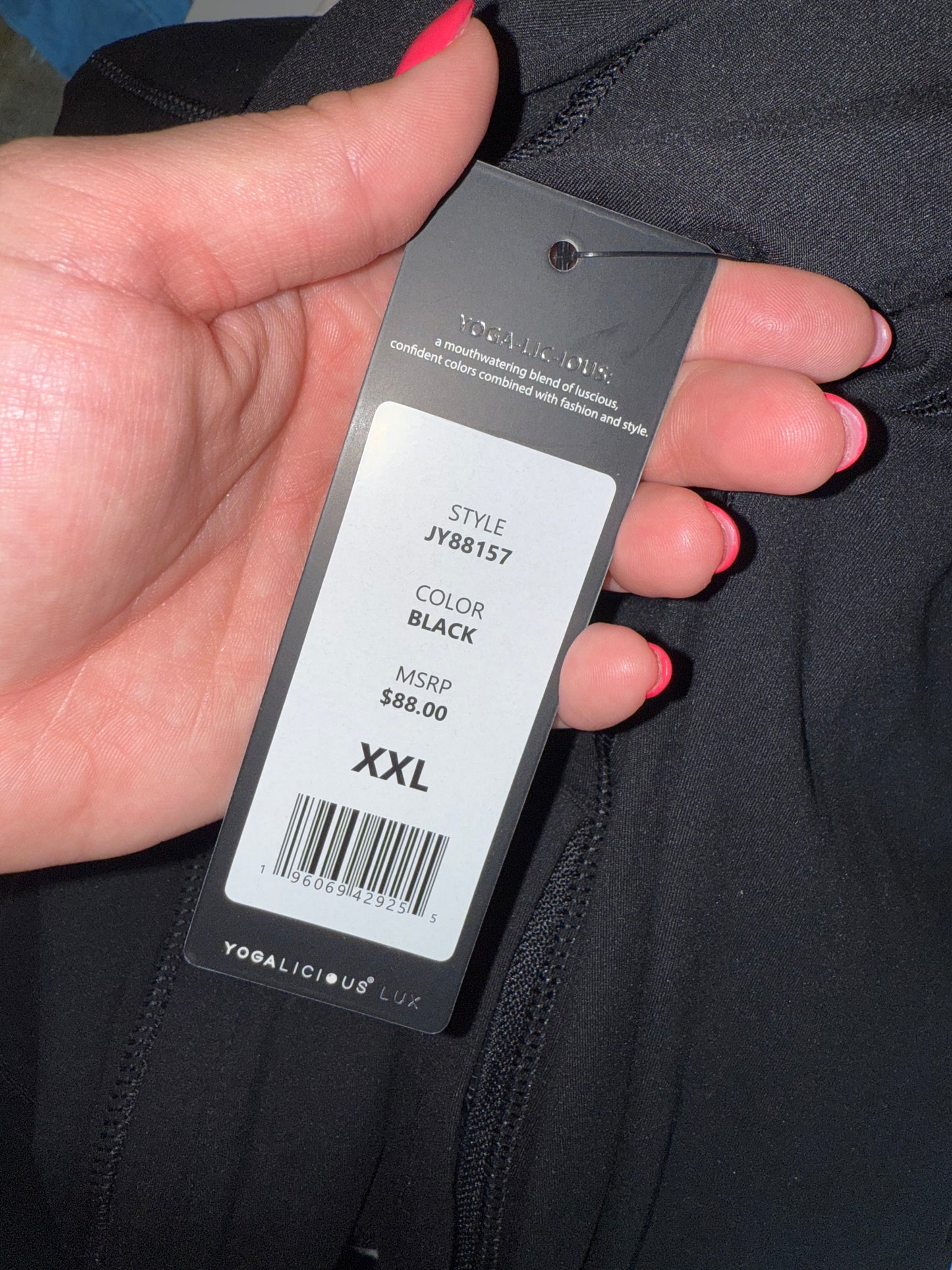 NWT Yogalicious (Large) Brand New Black Zip Up Sporty Cropped Jacket