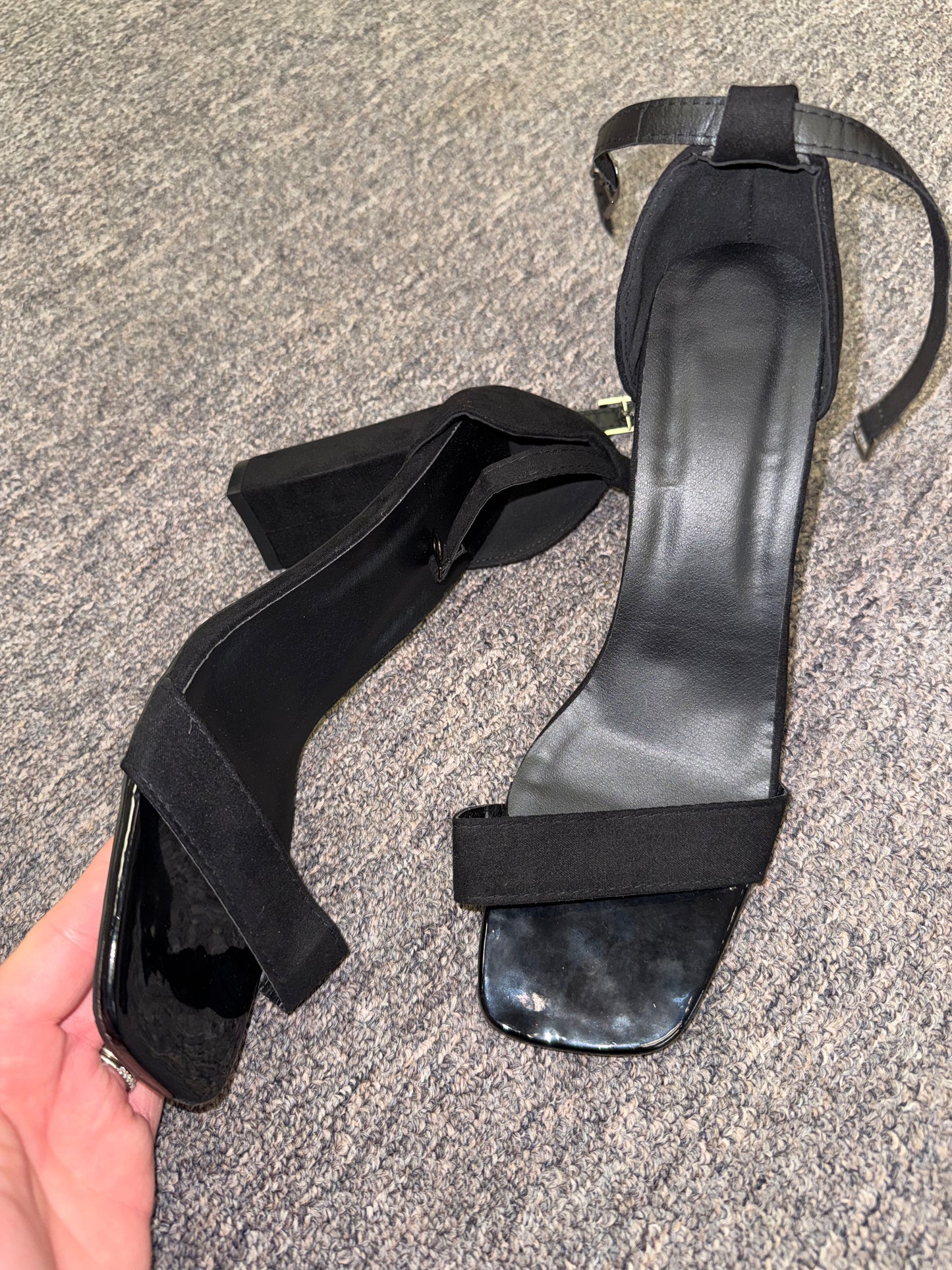 (40) Black Open Toe Block Heels