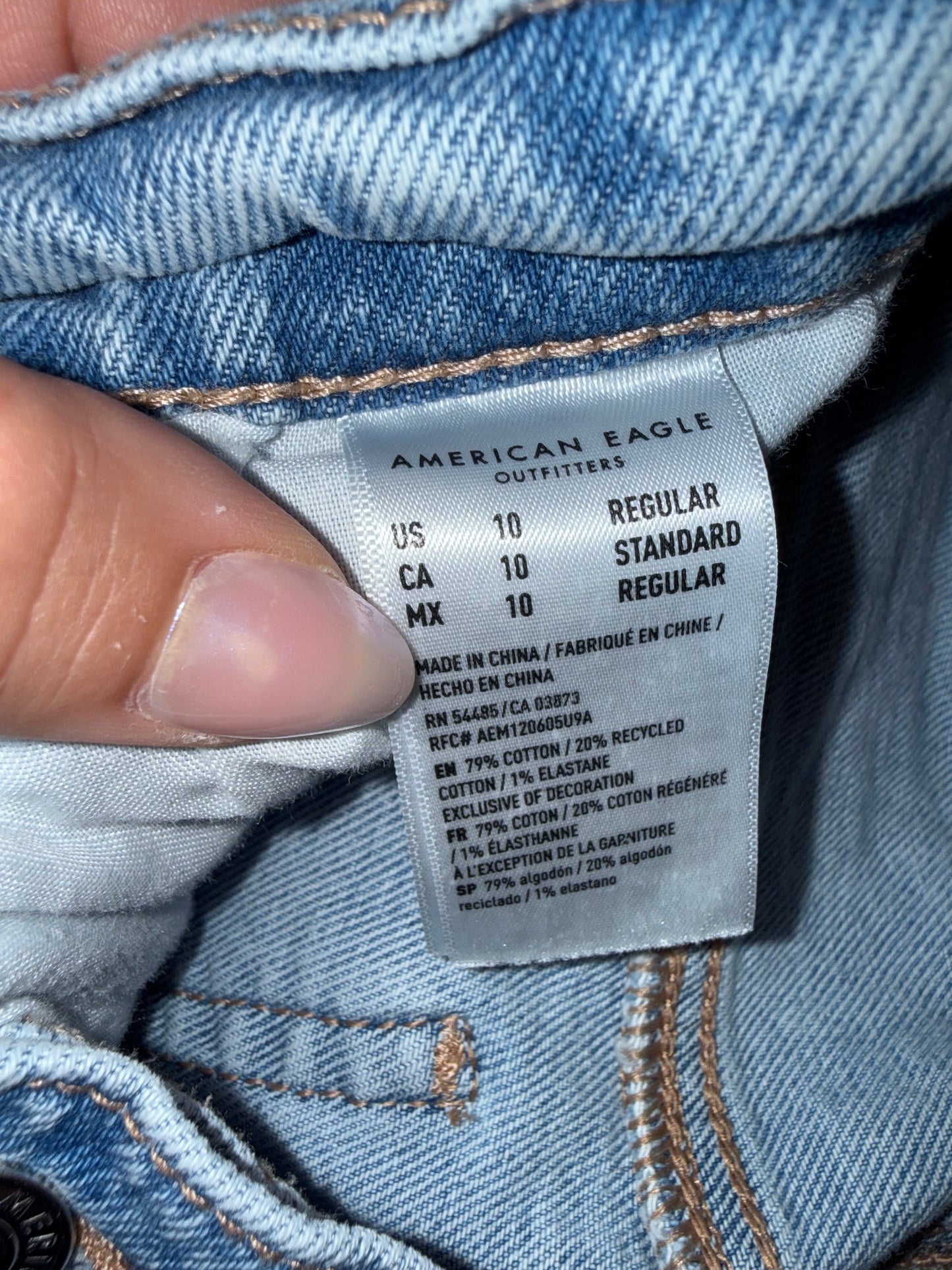 American Eagle (10) Super High Rise Straight Denim Jeans with Stretch
