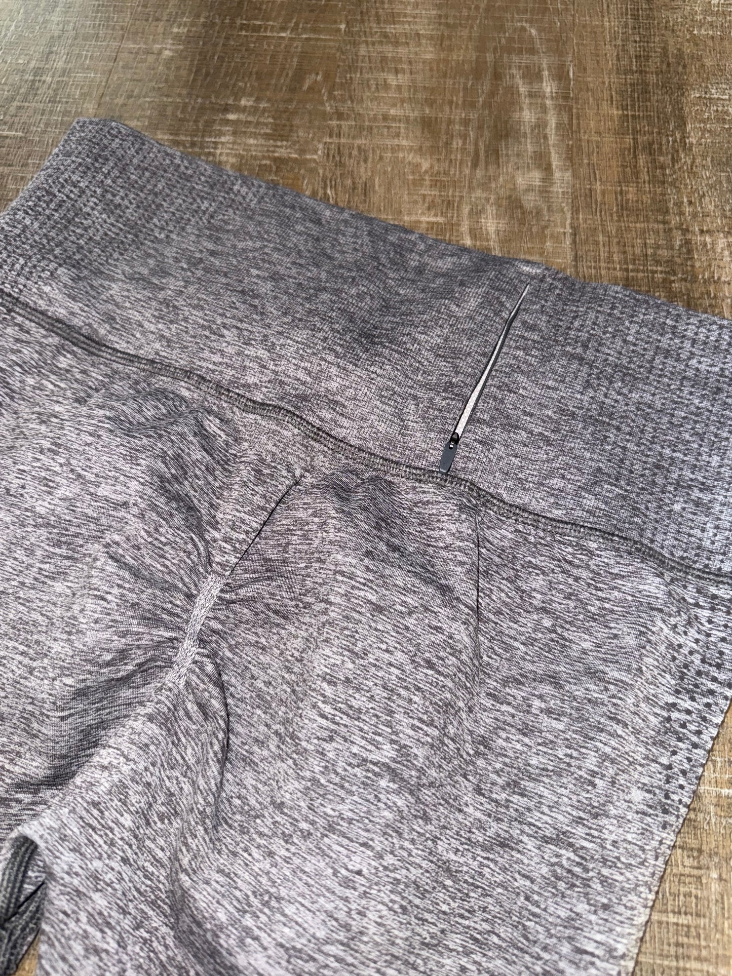 Gymshark (Large) Grey Cropped Leggings with Back Zipped Pocket