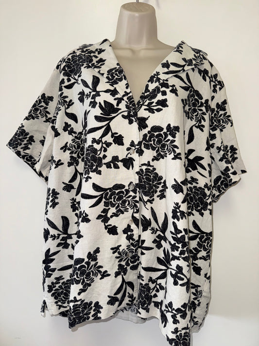 Universal Thread (1X) Brand New Cream/Black Floral Pattern Linen Blend Button Up