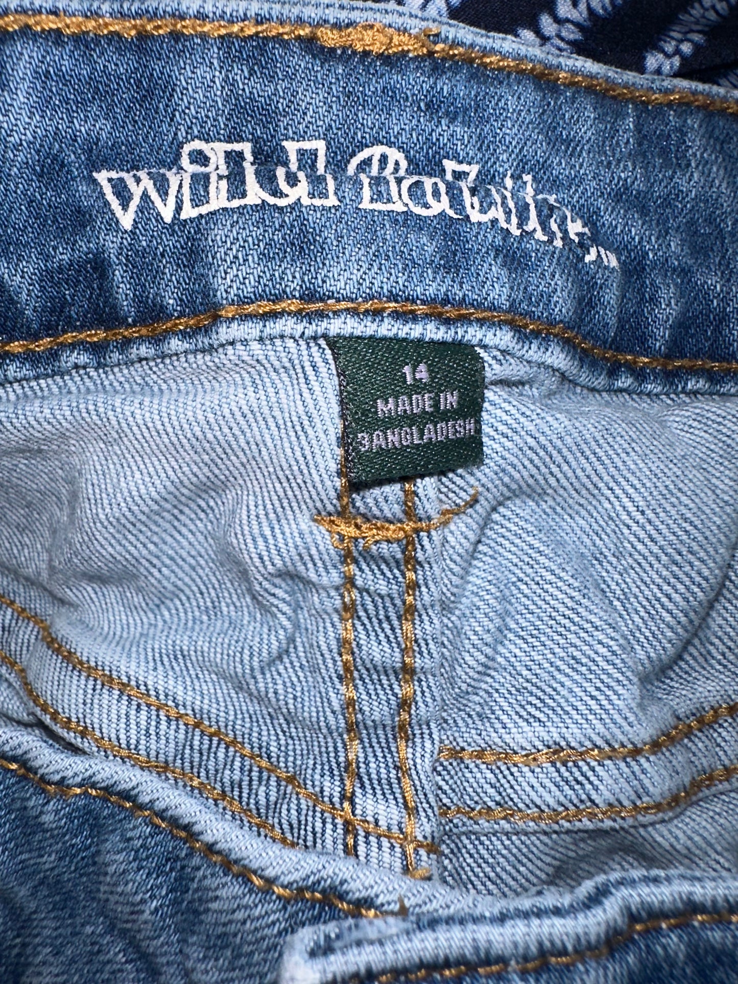 Wild Fable (14) High Rise Mom Distressed Jeans