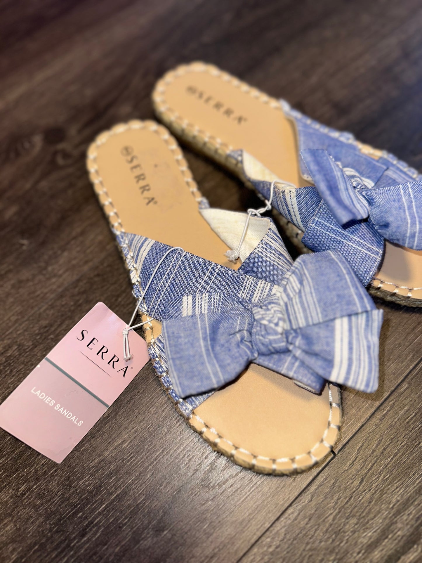 NWT Serra (8) Brand New Blue Striped Bow Sandal Flats