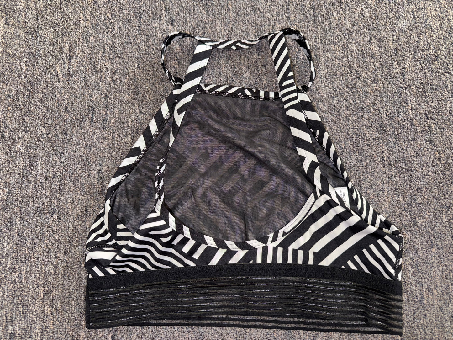 Victoria's Secret Sport (Medium) Black & White Striped Sports Bra w Ribbed Mesh