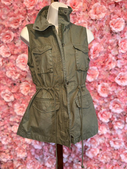 Old Navy (XS) Green Sleeveless Safari Jacket with Pockets