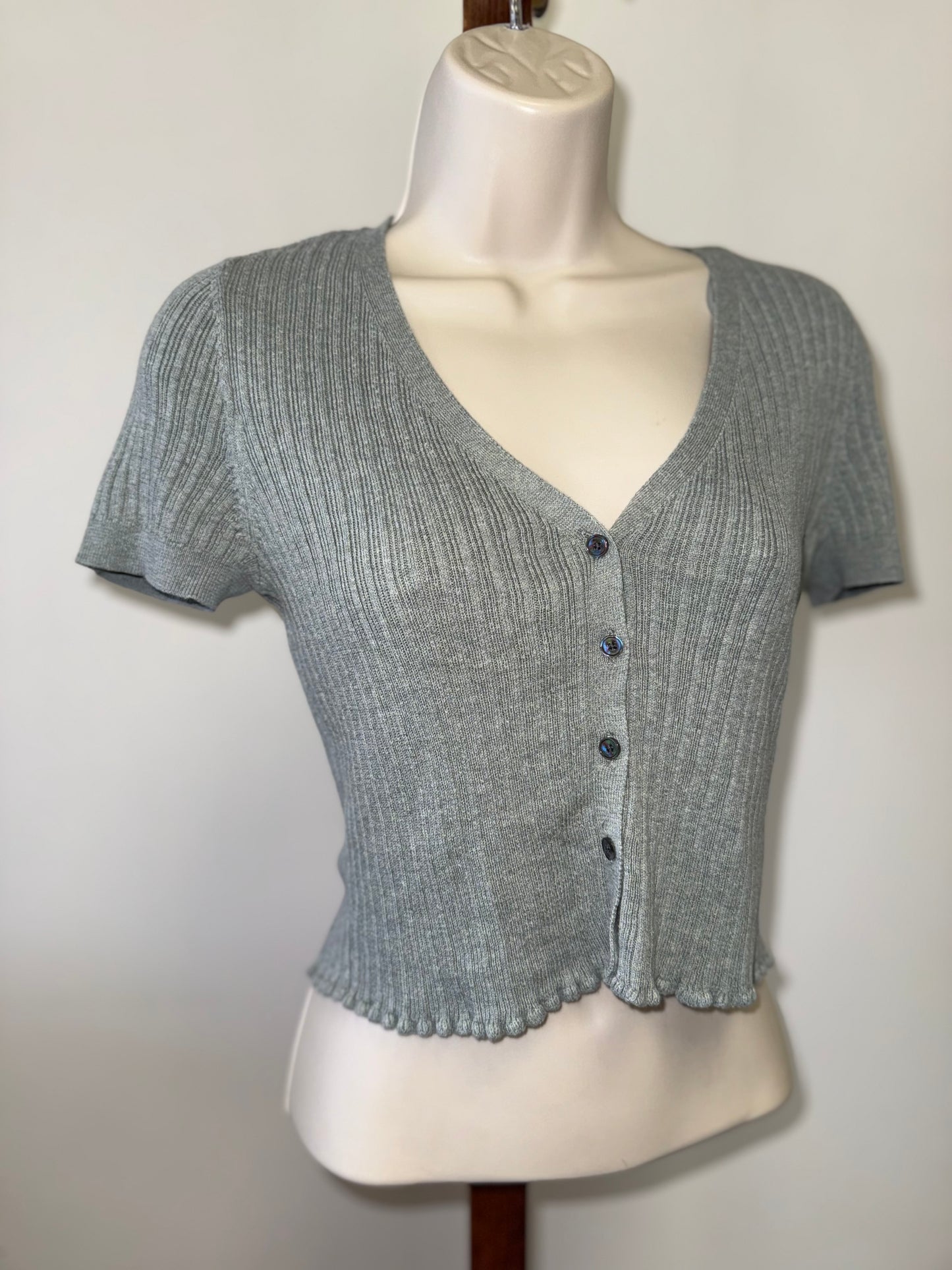 American Eagle (Large) Green Ribbed Button Up V-Neck Crop Top
