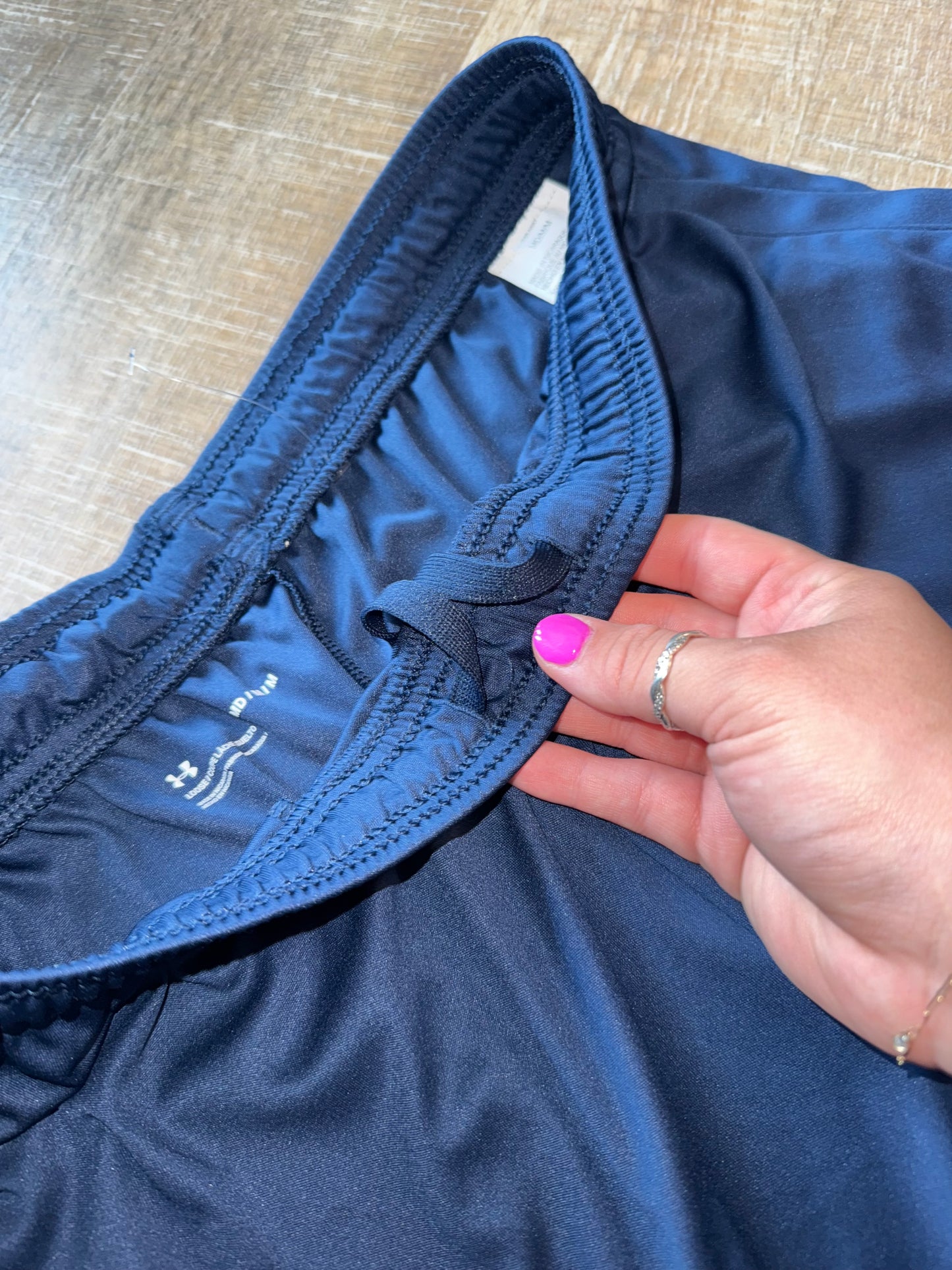Under Armour (Medium) Navy Blue Loose Fit Sporty Shorts