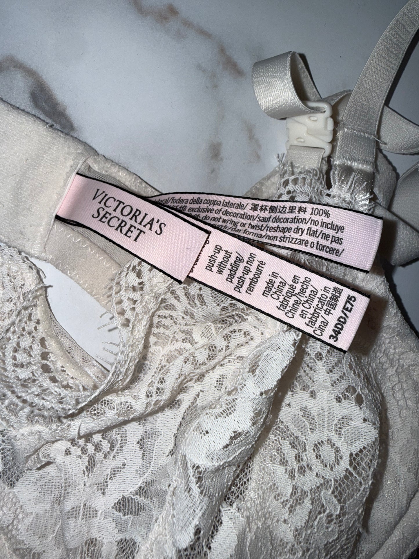 Victoria's Secret (34DD) White Lace Dream Angels Push Up Bra W/ Metallic Sequins