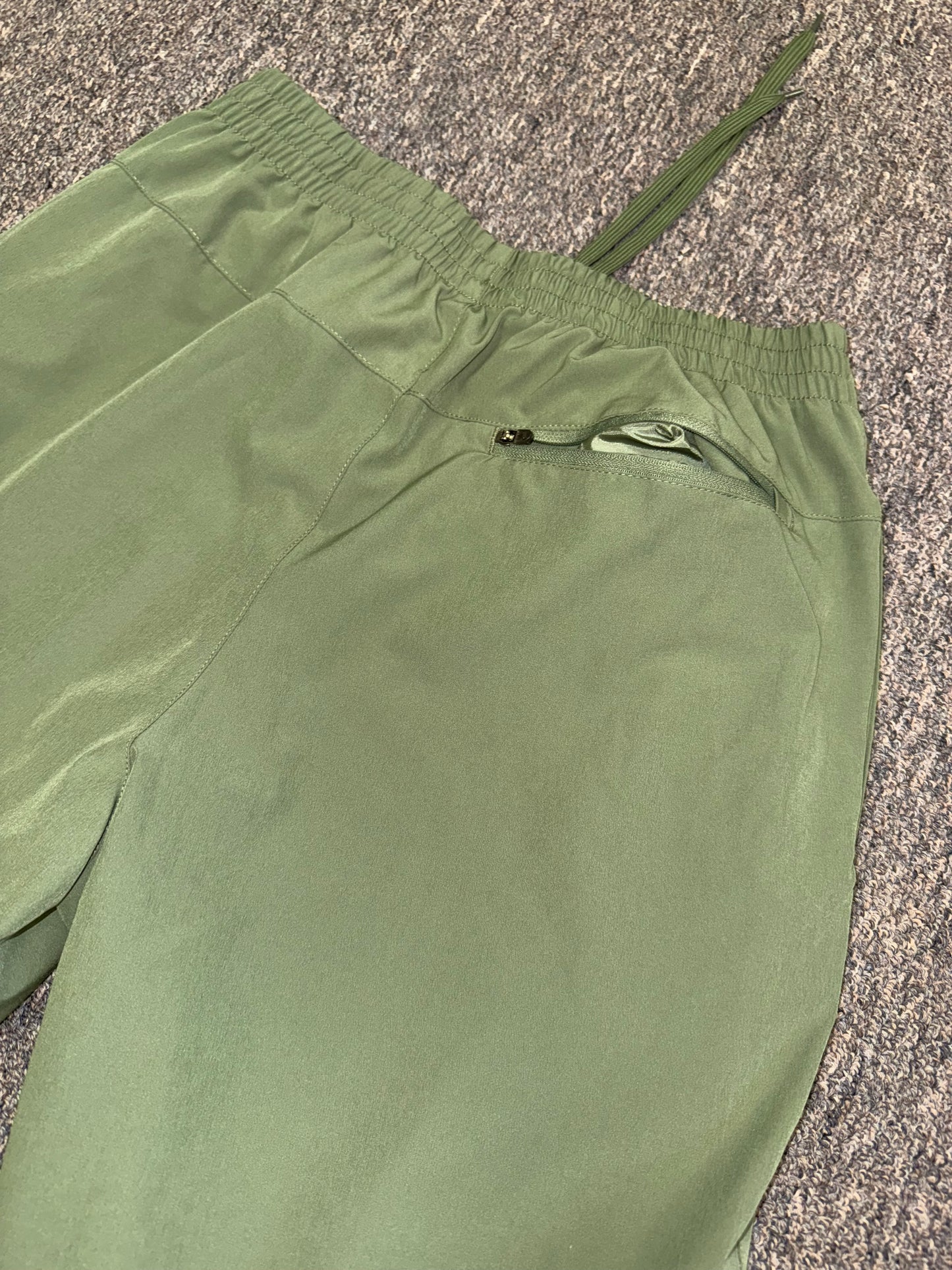 New Balance (Medium) Green Sporty Track Pants with Zipped Ankles