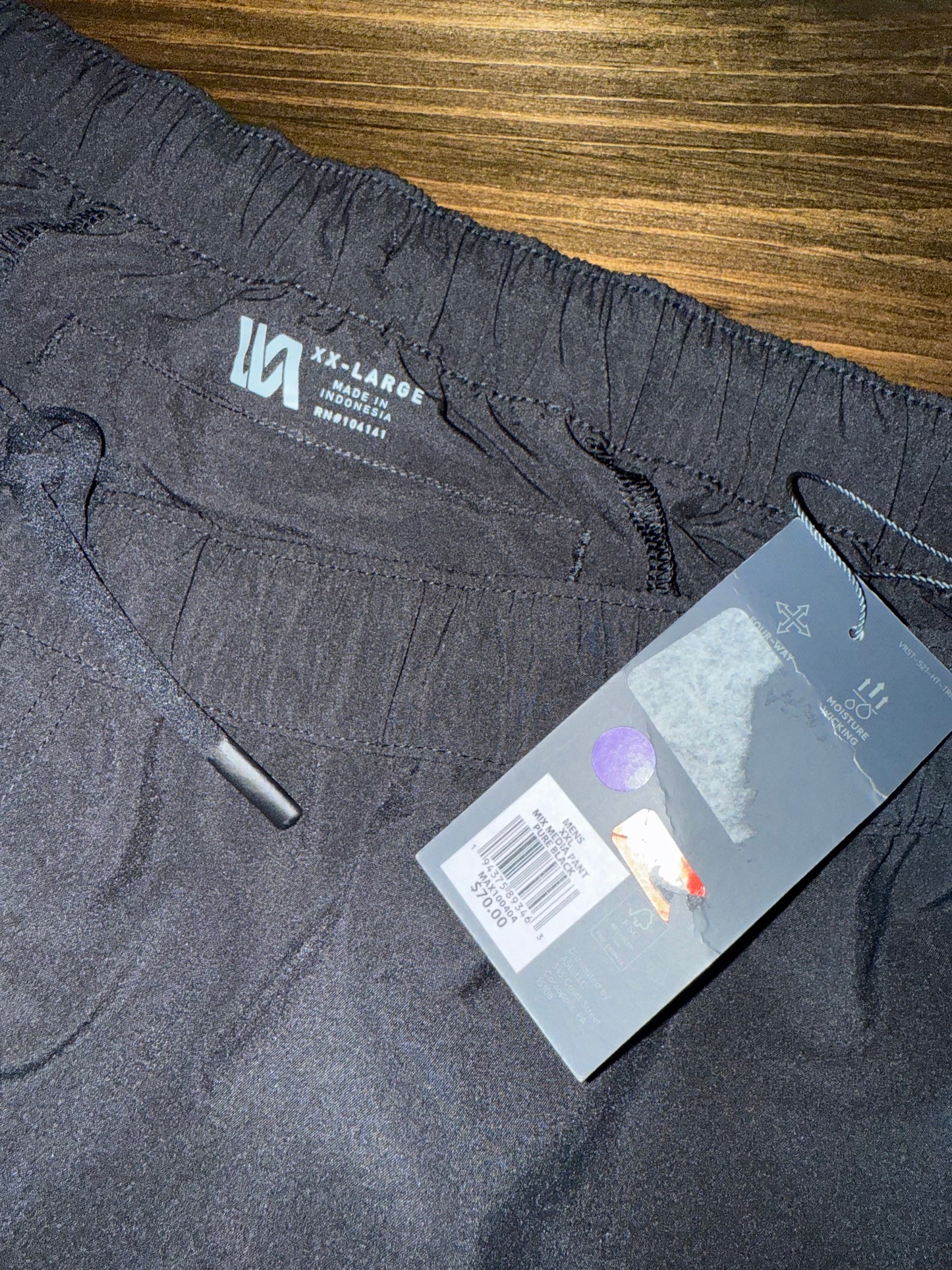 NWT VRST (XXL) Brand New Black Slim Tapered Leg Pants with Zipped Ankle