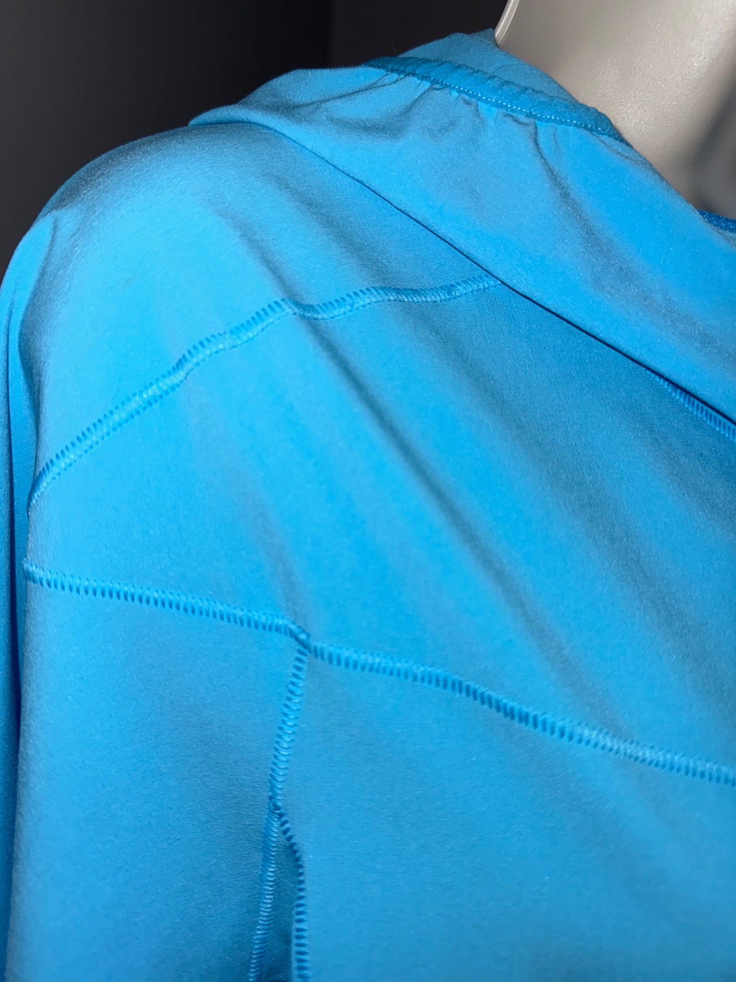 Lululemon (8) Blue Mist Over Windbreaker