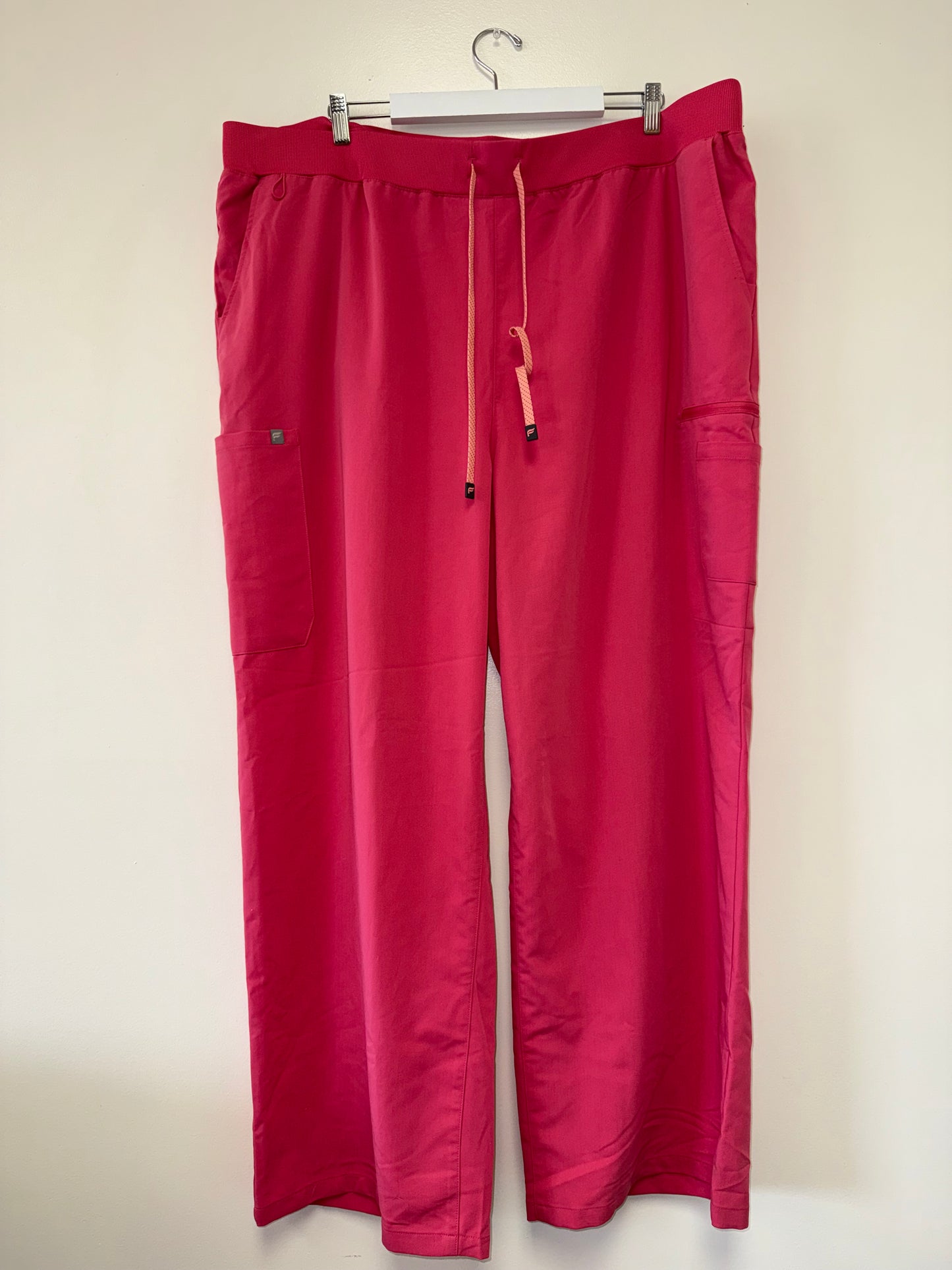 Fabletics (4X) Hot Pink Straight Leg Cargo Pants - Giving Nurse Vibes