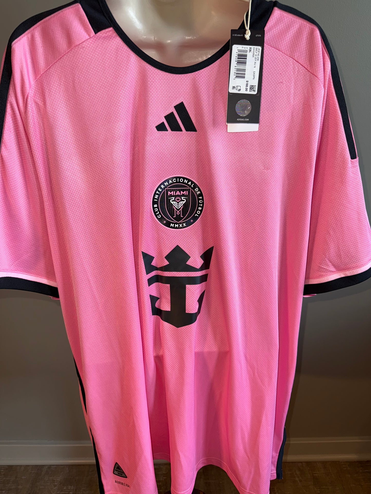 NWT Adidas (2XL) Brand New Pink Messi #10 Jersey