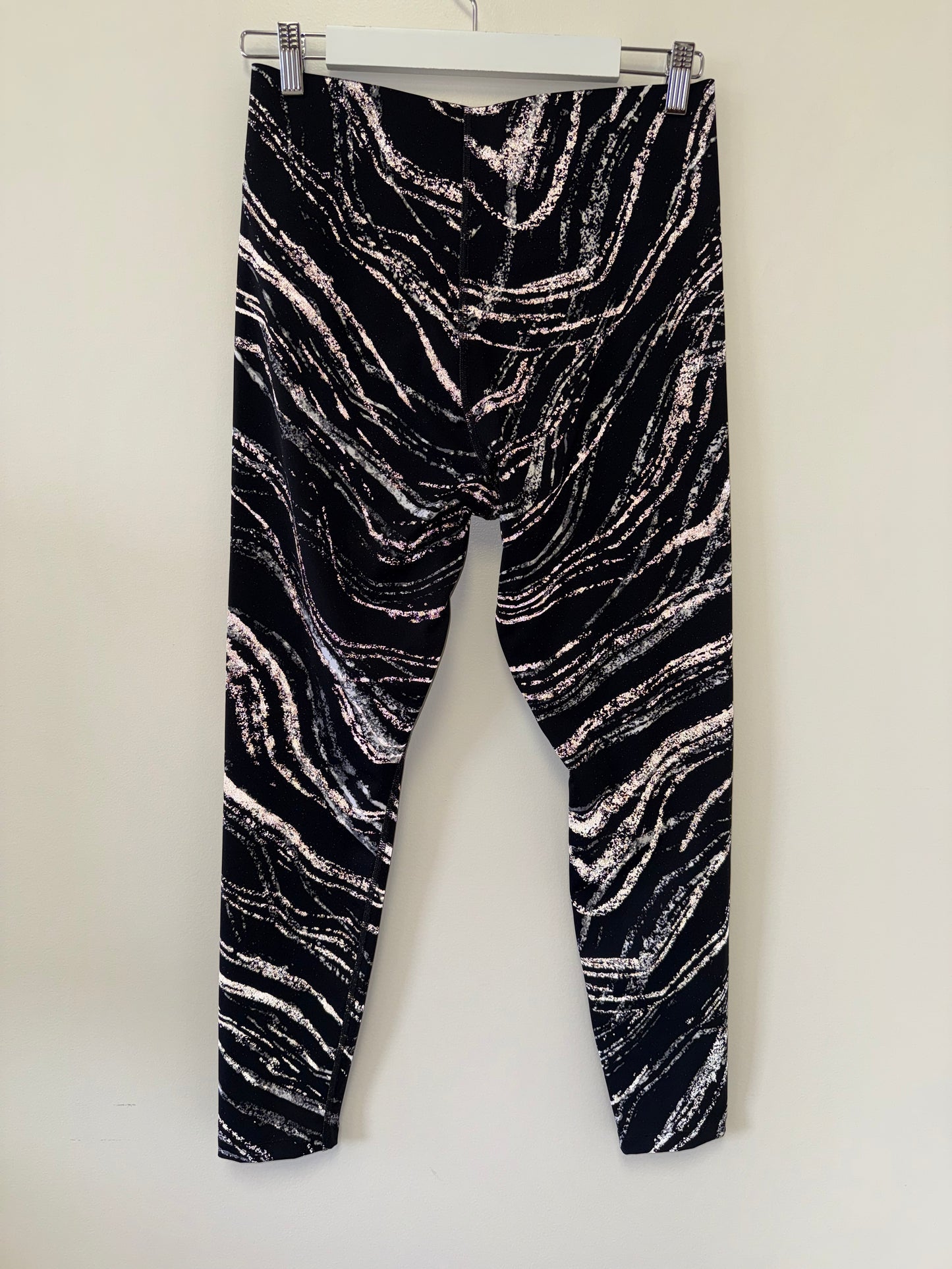 PINK Active (Large) Black and Grey Swirl Pattern Leggings
