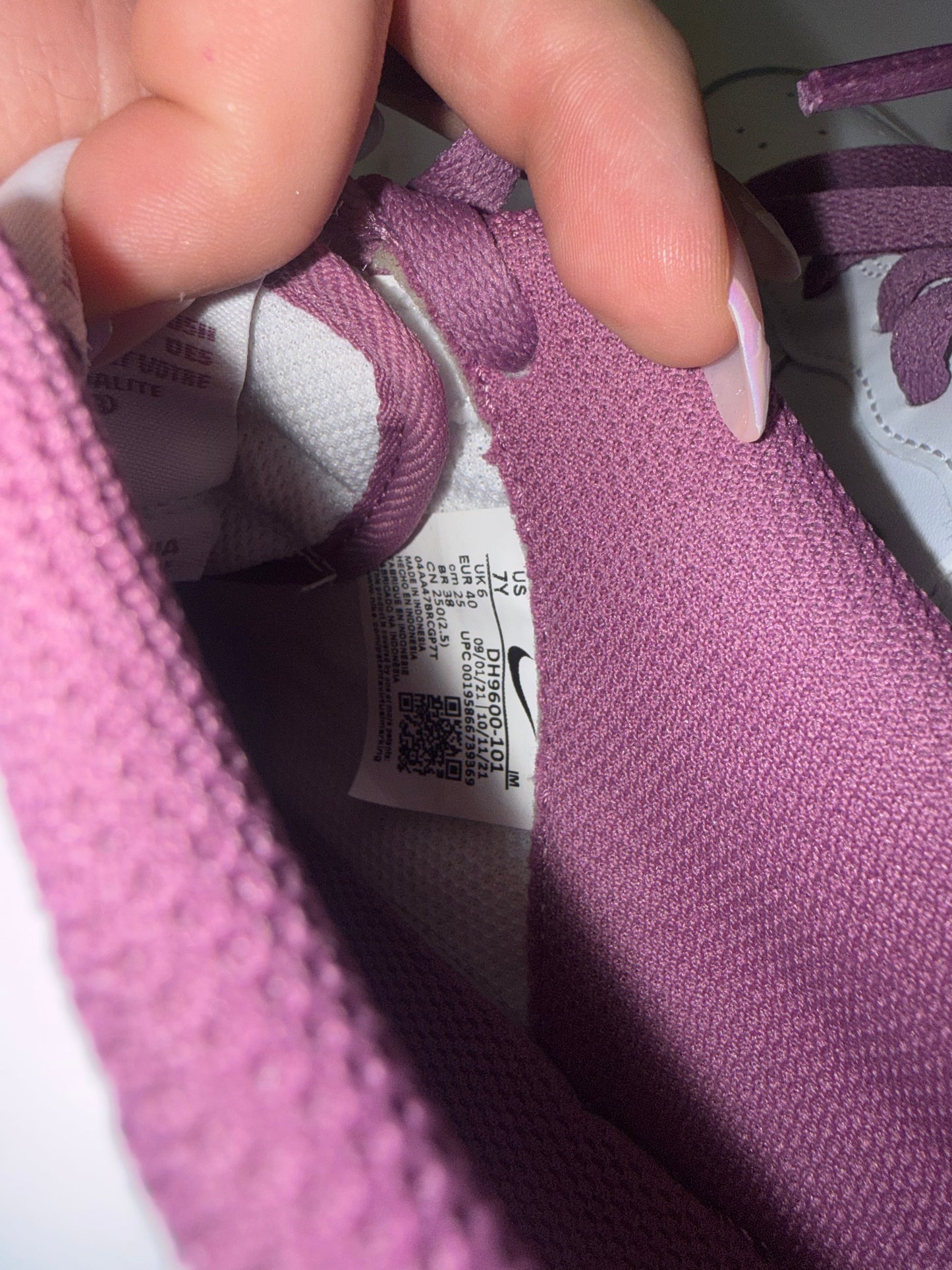 Nike (7Y) White and Purple Air Force 1 Low Sneakers