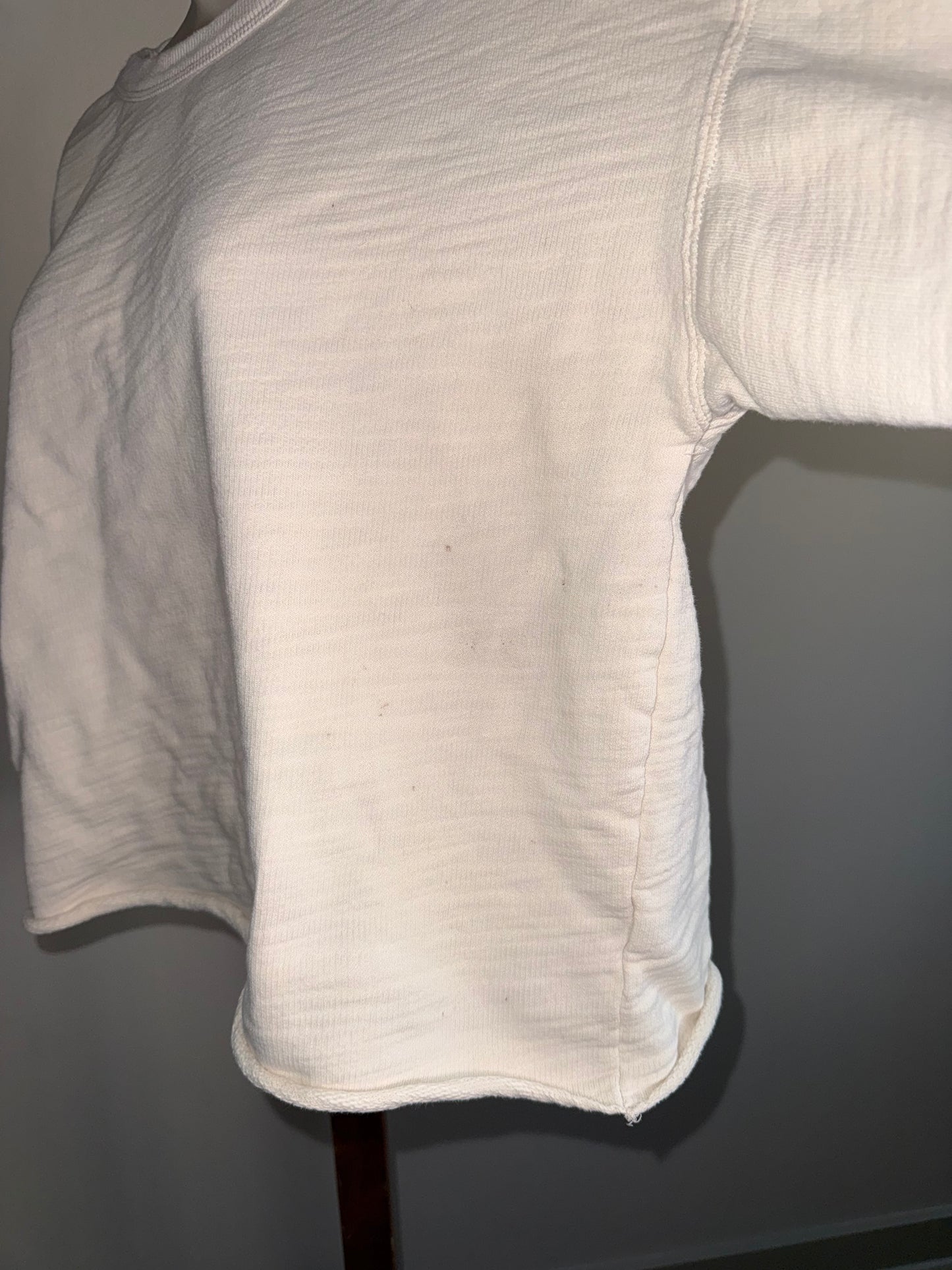 *FREE WITH PURCHASE* Universal Thread (Medium) Cream Crewneck