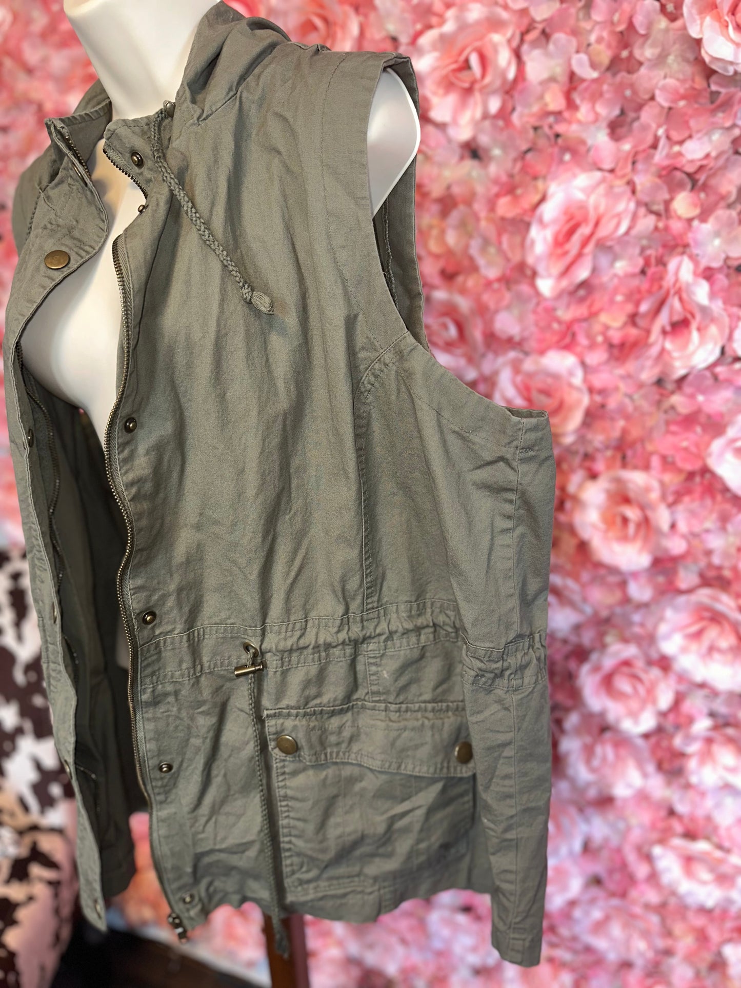 New Look (2X) Green Sleeveless Jacket Vest