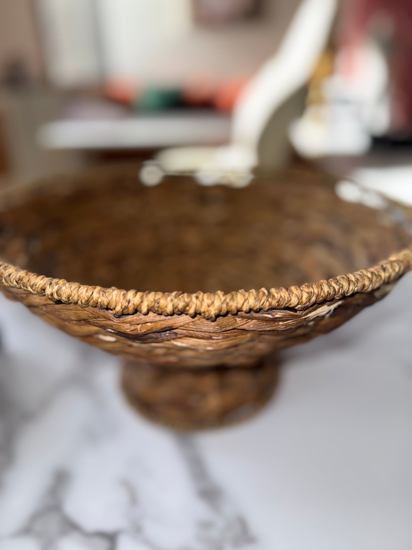 Woven Fruit Bowl Holder