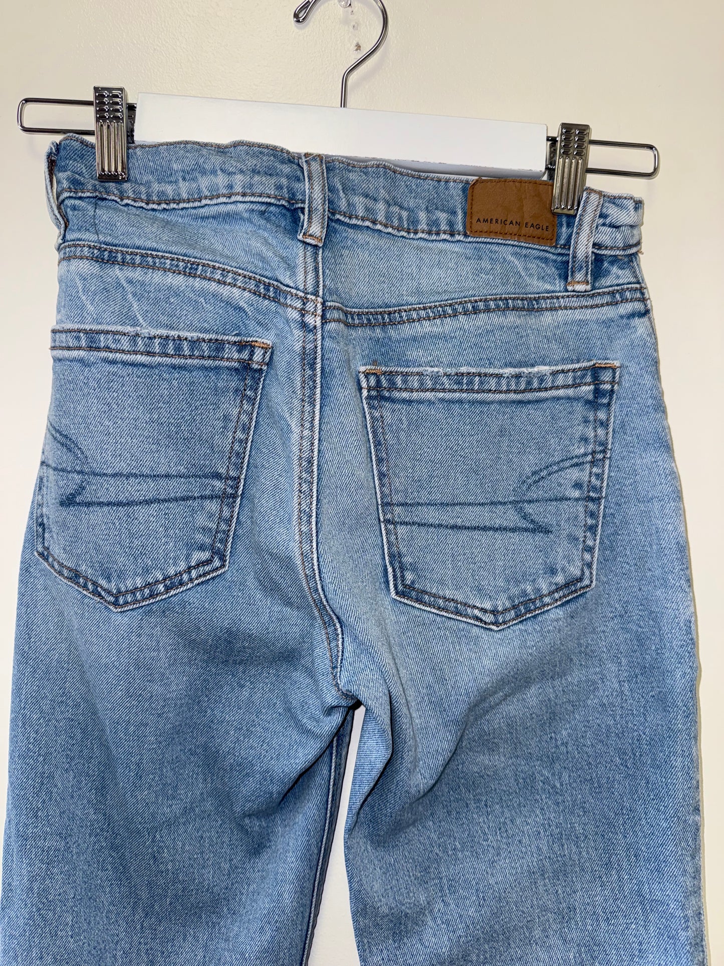 American Eagle (00 Long) Super High Rise Straight Leg Denim Jeans with Stretch