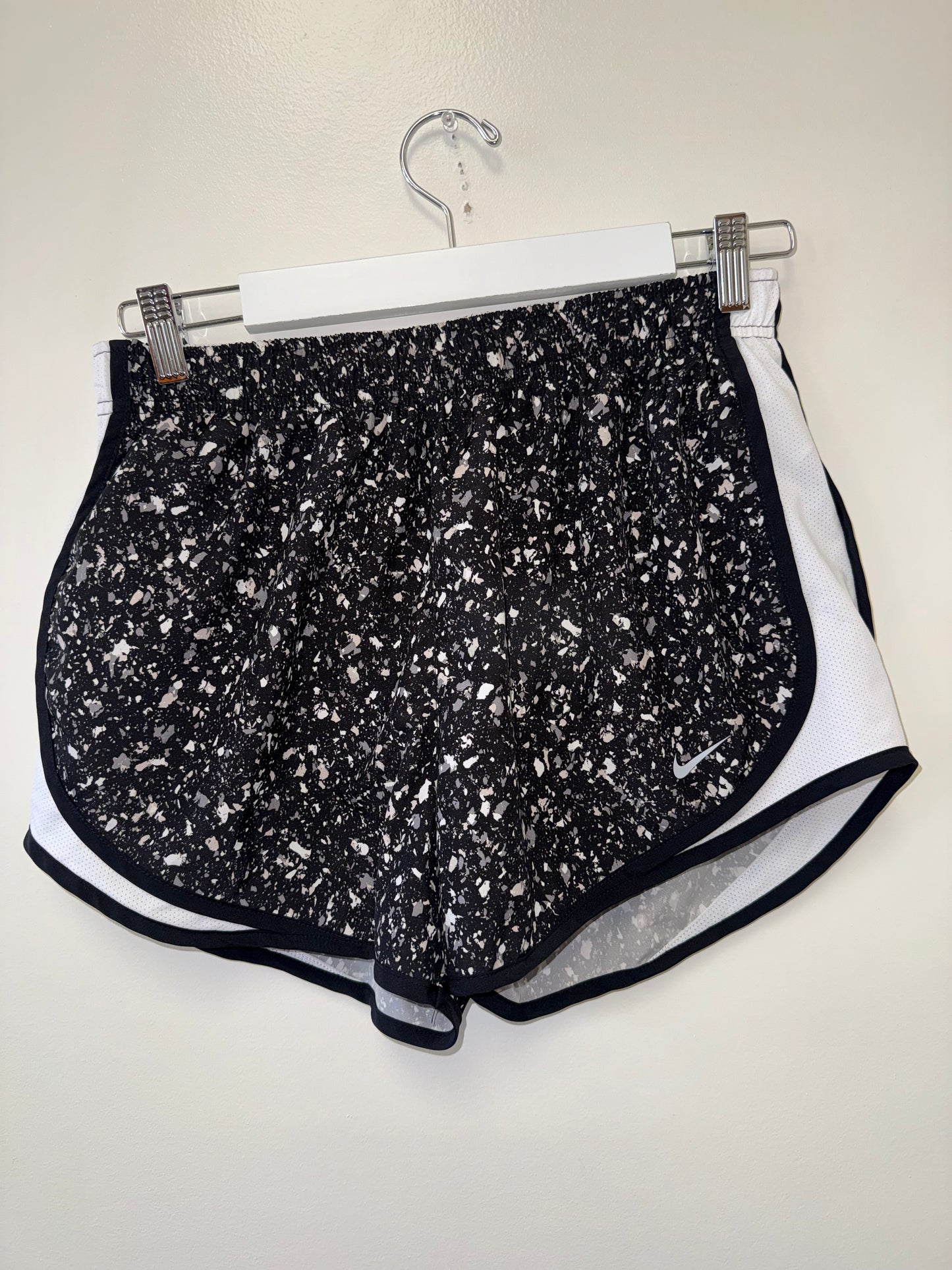 Nike (Medium) Black & White Pattern Dri Fit Sporty Shorts