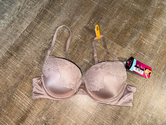NWT Maidenform (36A) Brand New Neutral Lace Lift Bra