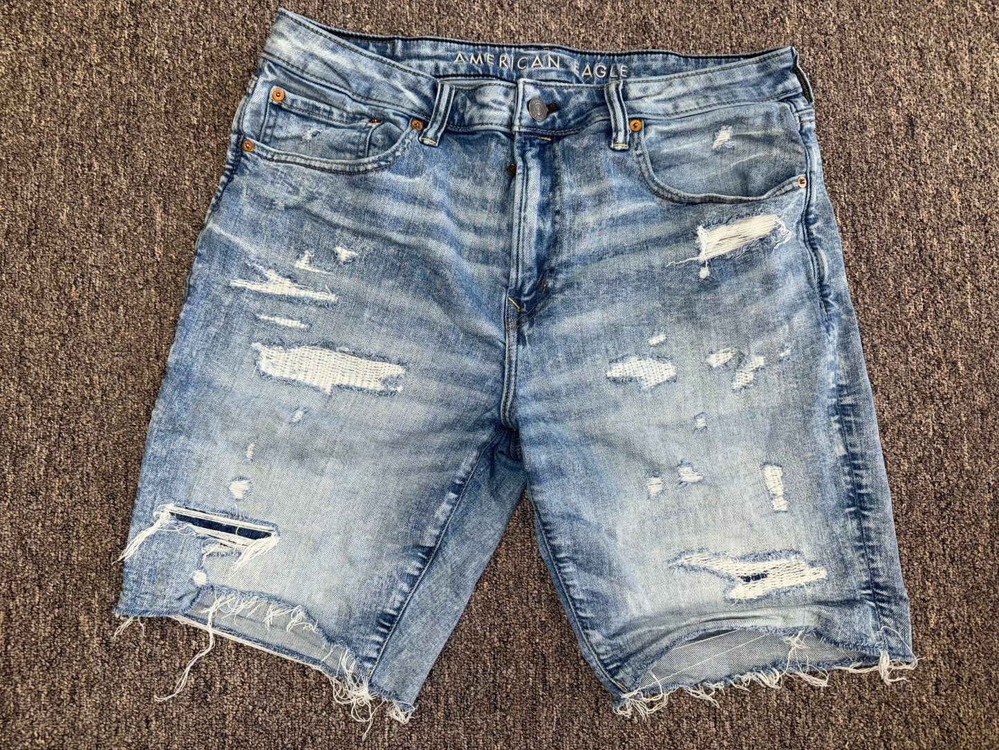 American Eagle (34) Distressed Denim Airflex Jean Shorts