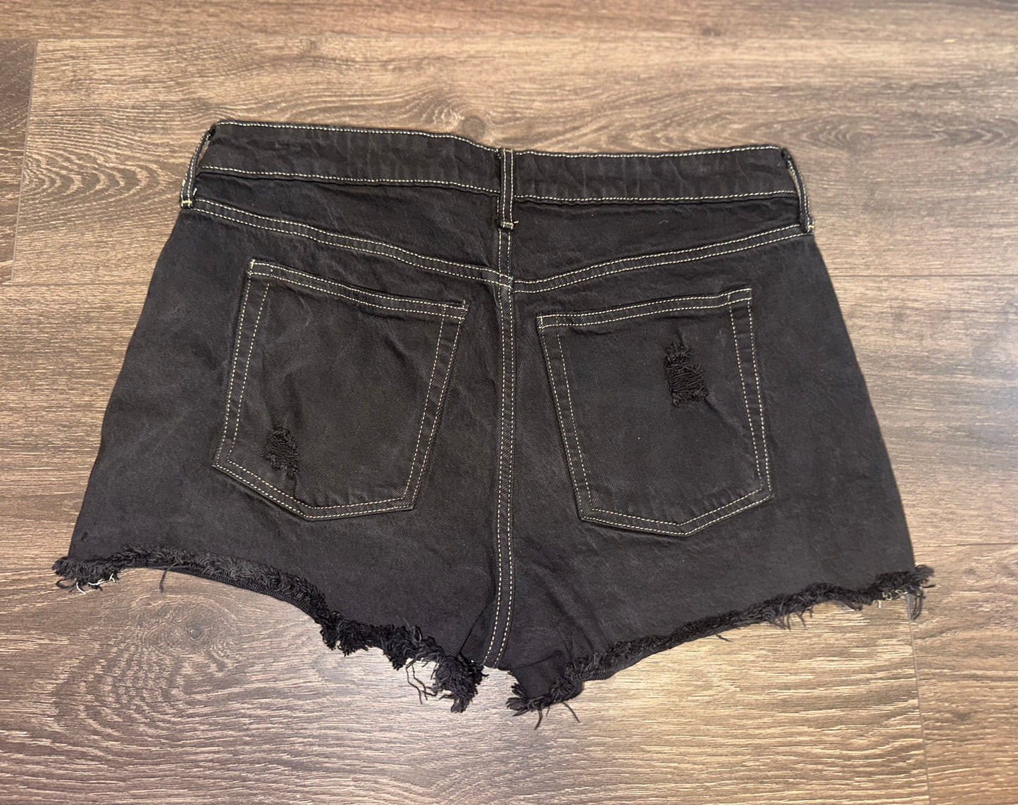 Free Assembly (12) Black Denim Frayed Jean Shorts