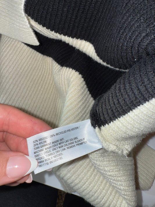 a new day (Medium) Neutral Color Block V-Neck Collared Sweater