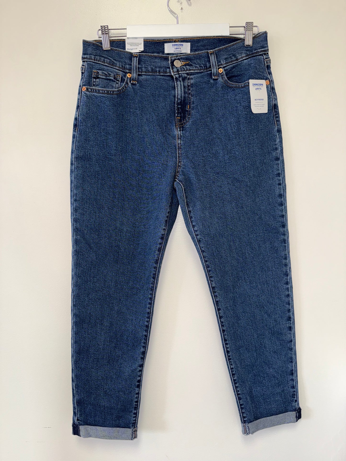 NWT Denizen from Levi's (2) Brand New Boyfriend Vintage Inspired Super Stretch Jeans